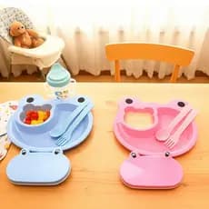 Kit Refeição Infantil 5 Pçs Sapinho com Copinho Mini Lancheira e Talheres