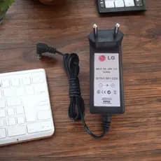 Fonte TV LG 19v 2,53A Bivolt Automaticamente