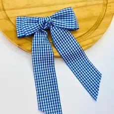 Laço com ponta /Laço azul  xadrez /Laço G   /laço de festa junina /  laço P