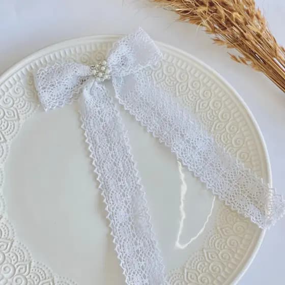 Laço de Luxo com ponta / laço tendência / laço de cabelo com ponta / laço da moda /laço branco/ Laço adulto