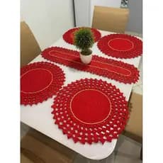 soplast de crochê,Souplas,mesa posta vermelho,soplast com Caminho de mesa