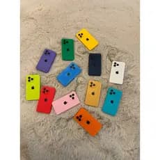 📱 Chaveiro iPhone 17 Miniatura 3D – Colorido, Moderno e Criativo