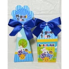 Kit Pegue e Monte Caixa Milk e Caixa Pirâmide Bolofofos menino lembrancinhas Personalizadas para festas.
