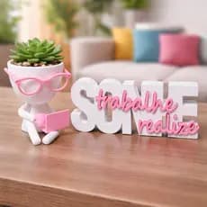 Kit Decorativo Sonhe Trabalhe Realize + Vaso Bob menina office | Decoração Criativa e Motivacional
