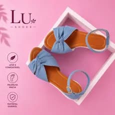 Sandália Feminina cores com detalhe de cruz macia sola tratorada casual fivela