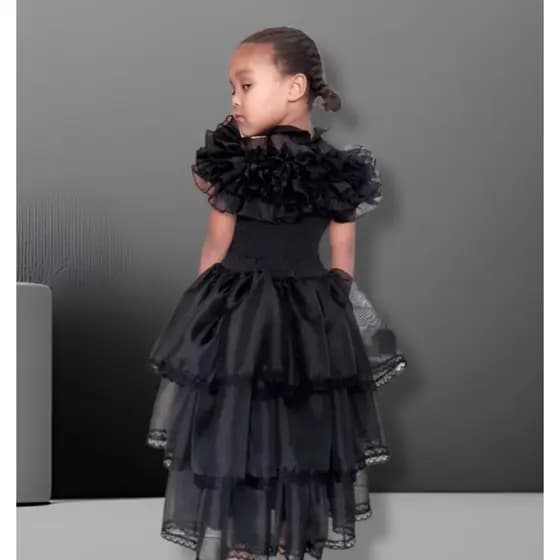 Vestido Wandinha família Adams