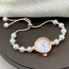 Elegante Relógio de Quartzo Feminino com Pulseira de Contas Ajustável - Moderno e Versátil
