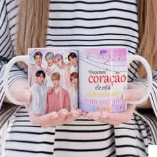 Caneca Personalizada BTS – K-Pop, Fãs e Army 💜✨