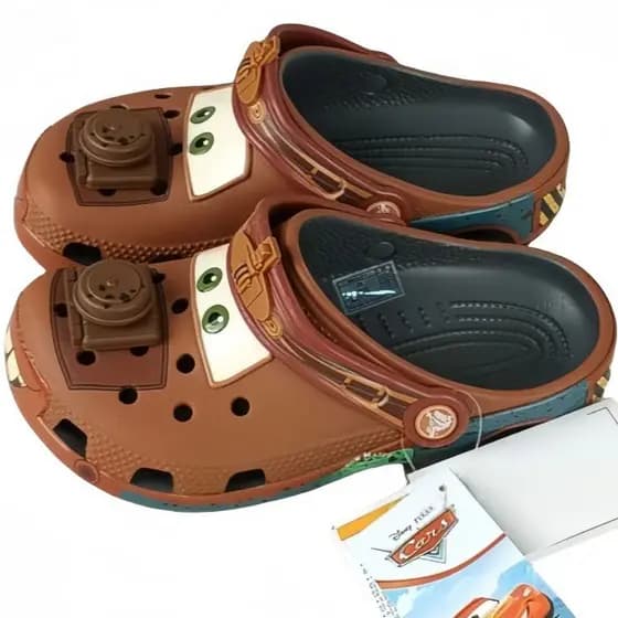 2025 Sandálias De Praia Masculinas McQueen Adult Clog Cartoon kids Com Chinelo Furos
