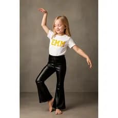 Calça Infantil Cirrê Boca de Sino – Brilho Fashion para Pequenas Estrelas!
