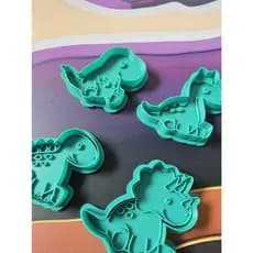 Kit 4 Cortadores Dinossauro 3D com Carimbo | Molde para Biscoito, Cookie, Pasta Americana e Confeitaria