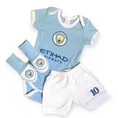 kit body bebê 3 peças-temas-rescém nascido-body-short e pantufa.