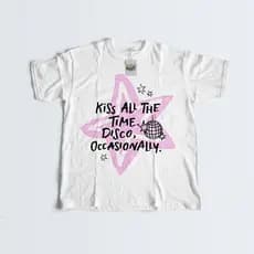 CAMISETA - HARRY STYLES -  KISS ALL THE TIME DISCO OCCASIONALLY - TOGETHER TOGETHER TOUR - 100% ALGODÃO  + BRINDES
