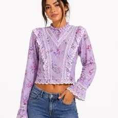 Blusa Feminina Floral Manga Longa com Renda Babado Estilo Romântico Cropped Elegante