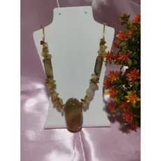 Max Colar Feminino Elegante Pedrarias - De Courino Com Resina - Cordão Camurça
