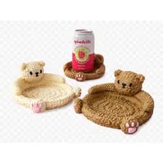 Porta Copo Urso Fofo em Tricô – Suporte Decorativo para Xícara | Base Antiderrapante Kawaii