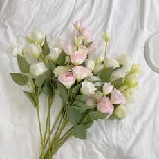 4 Cabeças Flores Artificiais Bouquet De , Eustoma Lisianthus Flowers , Silk Arranjo Acessórios De Plástico Falso Para Festa De Casamento De Bricolage Decoração De Casa