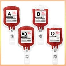 Acrílico Glitter Tipo Bolsa De Sangue Clip Crocodilo Doctor Nurse Work Badge Holder Professor Estudante Carretel