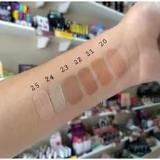 Corretivo Líquido efeito matte longa duração 24 Horas  Max Love maquiagem maquiagens atacado revenda make