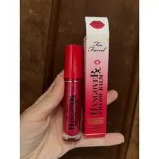 Lip Balm Hangover Pillow Balm cor Pink Mint da Too Faced