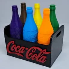 Engradado com Mini Garrafas Coca-Cola Decorativas em 3D – Personalize com Cores e Nome! 🌈🥤