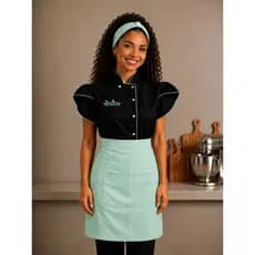 Kit Dolmã + Faixa + Avental Chef Confeiteira Gabardine Logo Bordado Jaleco Cozinha Gastronomia Restaurante Dolma Doma