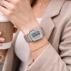 Relógio Digital Vintage Retrô Feminino Masculino Unissex  Luxo Aço Inox Led Alarme Cronômetro Ajustável Medio e Mini