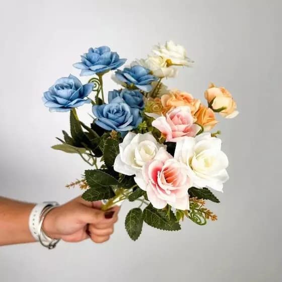 Flores - uquê De Flores com 5 Rosas Artificiais Decoração Artificial Festa Casamento - A-535