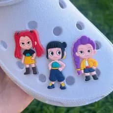 Kit Pins Guerreiras K-Pop | Enfeite para Babuche | Acessório para Sandália