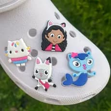 Kit Pins Casa Mágica da Gabby| enfeite para sapato babuche | acessórios fofos para sandália menina Gaby