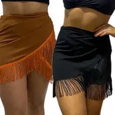 saída de praia com franja transpassada saida de praia elegante verão 2025