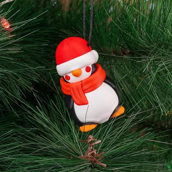 Enfeite Árvore de Natal Pinguim 3D – Pingüim com Gorro e Cachecol