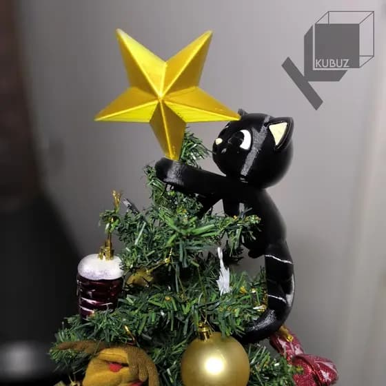 Natal Gato colocando Estrela na Árvore