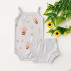 Conjunto Canelado Bebê Verão Manga Curta Body e Shorts