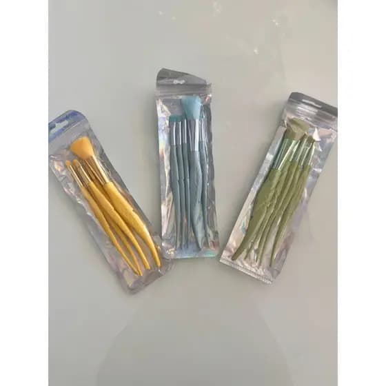 Kit 5 Pincel Makup Maquiagem Blus Contorno Esfumaçar Pó Sombra Ideal Bolsa Viagem Folha AzulVerde Amarelo