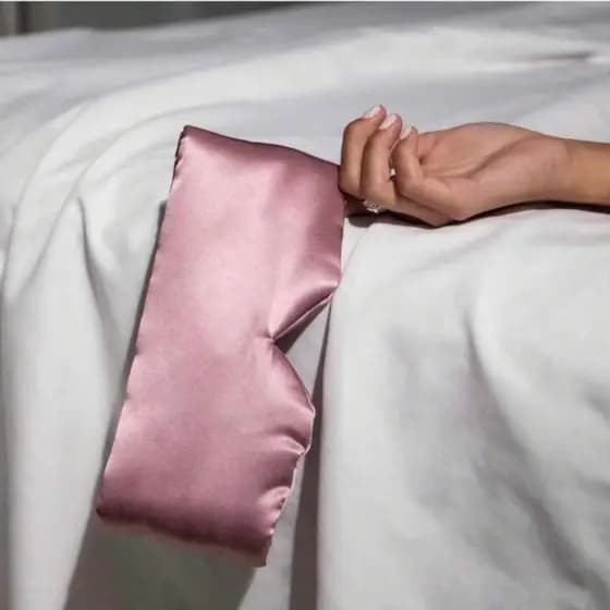 Máscara de Sono em Cetim – Anti Luz, Macia e Confortável