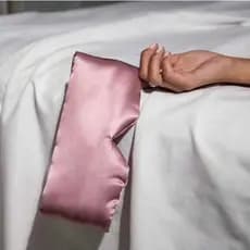 Máscara de Sono em Cetim – Anti Luz, Macia e Confortável