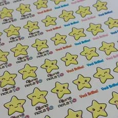 200 adesivos de Incentivos escolares estrelinha amarela VOLTA ÀS AULAS 2026 M