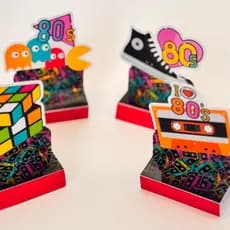 20 porta bis SEM NOME de PRONTA ENTREGA lembrancinha de aniversário porta doces tema anos 80 M