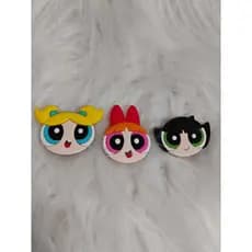 Kit 3 Pins Apliques Broche Pingentes Enfeites Boton PVC Meninas super poderosas para sandálias
