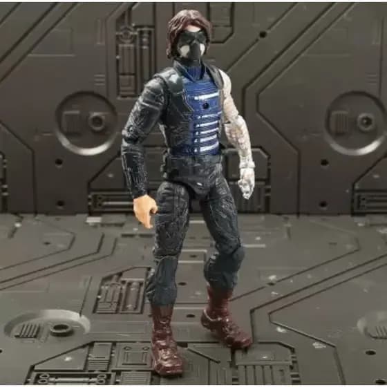 Boneco Soldado Invernal Bucky Barnes 16cm Articulado!!!