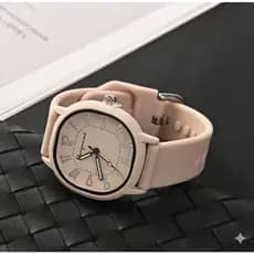 Relógio Feminino Minimalista Quadrado Arredondado Silicone Bege Nude Estilo Casual