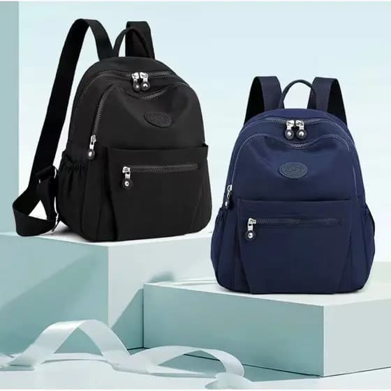 Mochila Feminina Pequena Nylon - Fashion Casual Impermeável para Dia a Dia, Trabalho e Faculdade