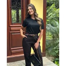 Kit 2 Blusa Feminina Básica Para O Dia A Dia Manga Curta Casual Corte a Laser