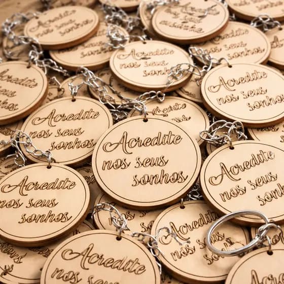 Kit Chaveiros Personalizados Redondos em MDF Branco Nome Logo ou Frase para Lembrancinhas Tema Festa