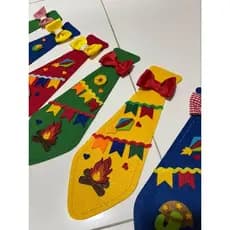 Gravata Junina Infantil em Feltro – Colorida e Encantadora 🌽🎉