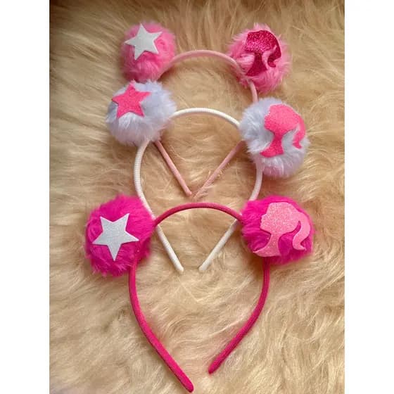 Tiara Pompom Pelúcia Novidade Inspiração Barbie