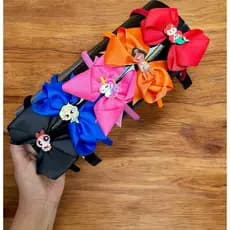 Kit com 6 Tiaras de Laço Infantil para Meninas com Aplique de Personagem