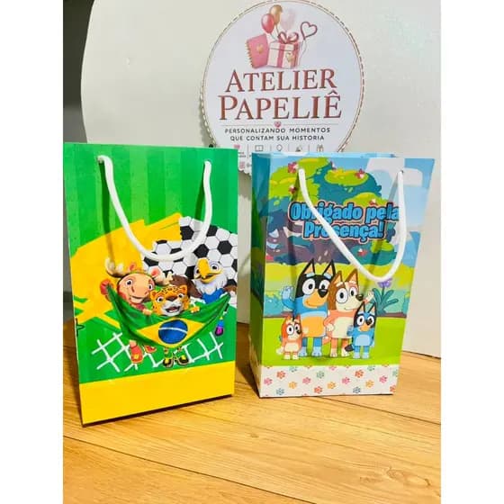 Sacolinha Personalizada com nome e idade Festa Brasil ou Qualquer Tema | Lembrancinha Copa Futebol Lembrancinha