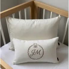 Kit 2 ( DUAS) Almofadas Bordadas Para Berço Bebê  - 50x30 e 40x25 - com enchimento